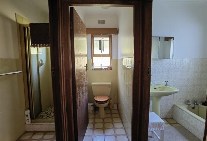 To Let 4 Bedroom Property for Rent in Upper Robberg Western Cape